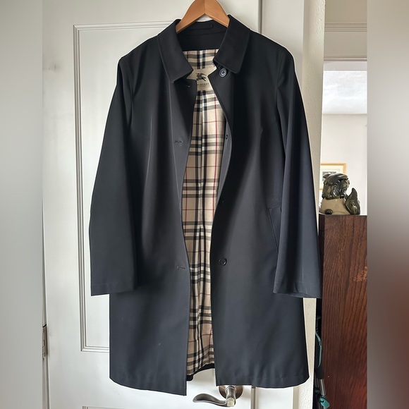 Burberry women’s Estelle Raincoat sz 10 - Picture 2 of 7